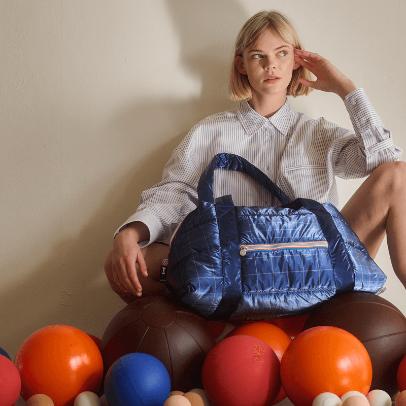 Puffy Sports Bag (Metallic Blue)