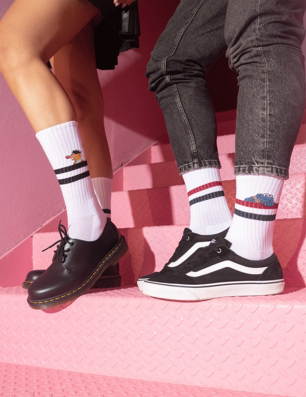 Oppdag vårt brede utvalg av tennissokker og treningssokker designet for å gi maksimal komfort og støtte under trening og sport. Våre sokker er laget av pustende, fukttransporterende materialer som holder føttene tørre og komfortable hele dagen. Enten du spiller tennis, trener på gymmet eller er på farten, har vi de perfekte sokkene som kombinerer stil med funksjonalitet. Finn din ideelle passform og forbedre ytelsen din med tennissokker og treningssokker fra Koleur.