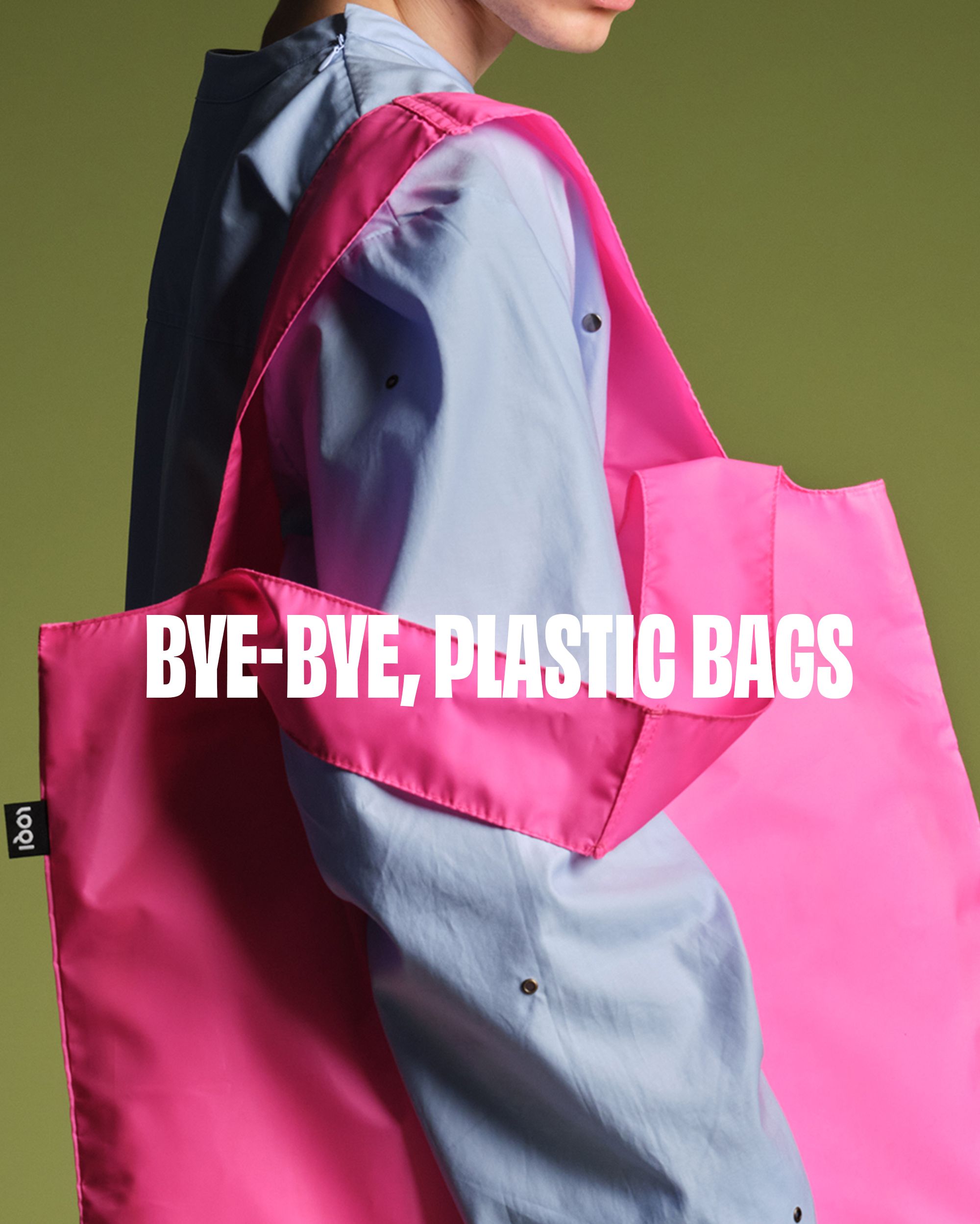 Hånd- og skulderveskene våre er laget for hverdagsrutiner, kveldsturer og alt imellom. Tenk 90/00-talls under-arm, puffy baguette og plissé—pluss oversized shoppere til alt du faktisk drar med deg. Små håndvesker når du bare trenger det viktigste, romslige skuldervesker når dagen blir lang. Finn din nye favoritt i kolleksjonen.